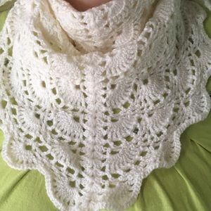 NEW Handmade Crochet Small Triangle Baktus Scarf
